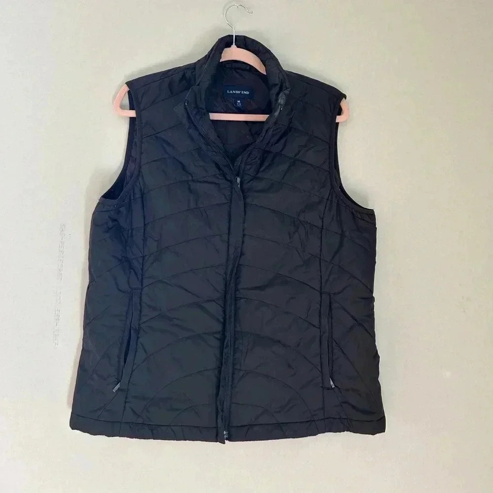 Lands’ End Puffer Vest Size Medium